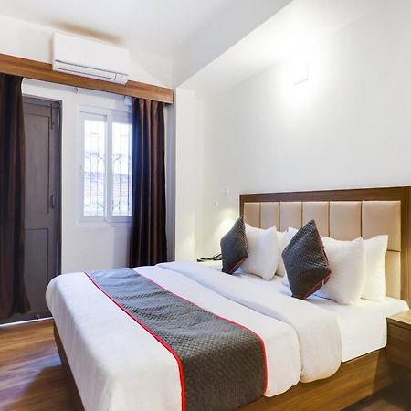 Townhouse Townhouse Clark Inn Patna  Exteriör bild