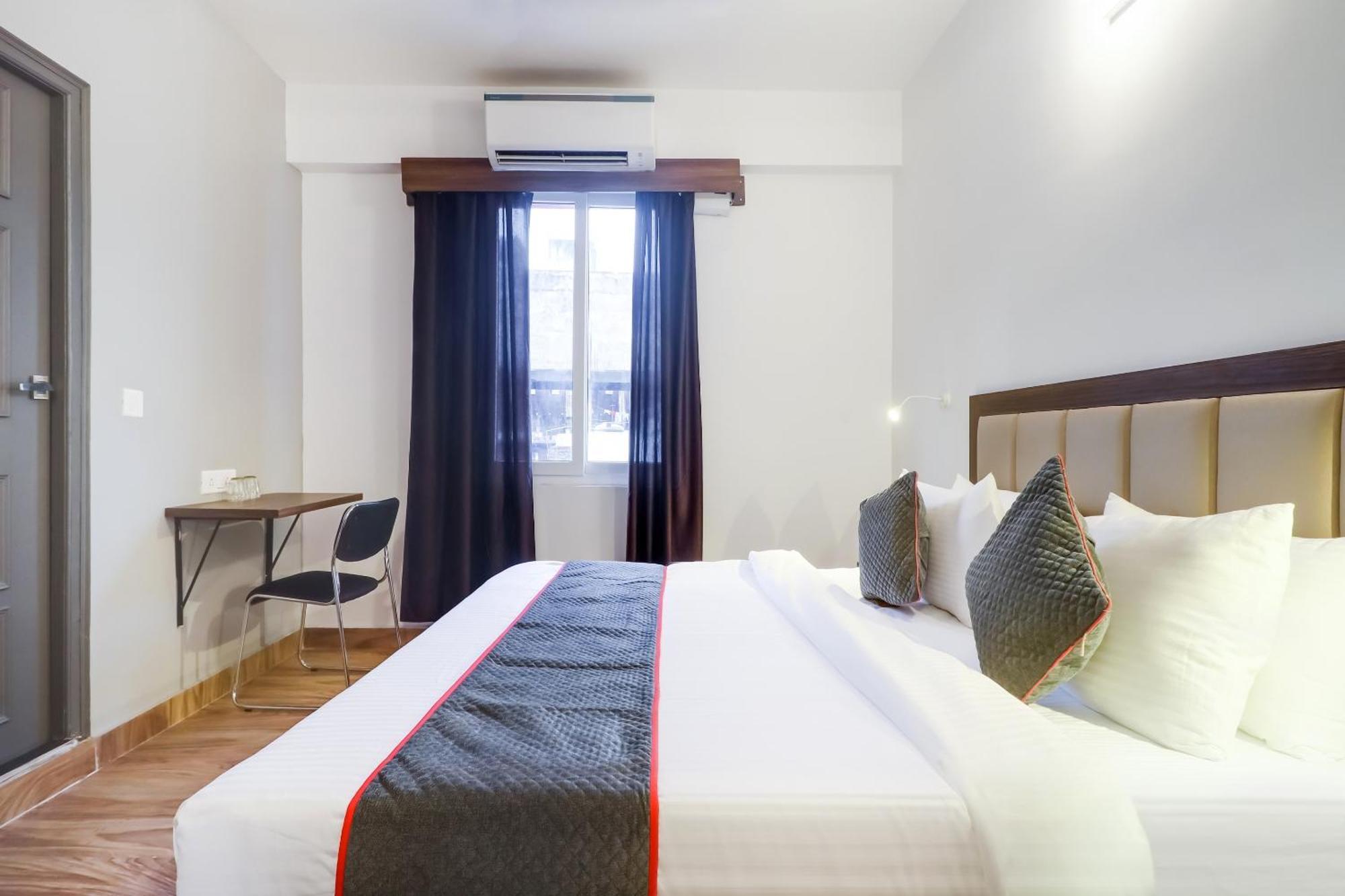 Townhouse Townhouse Clark Inn Patna  Exteriör bild