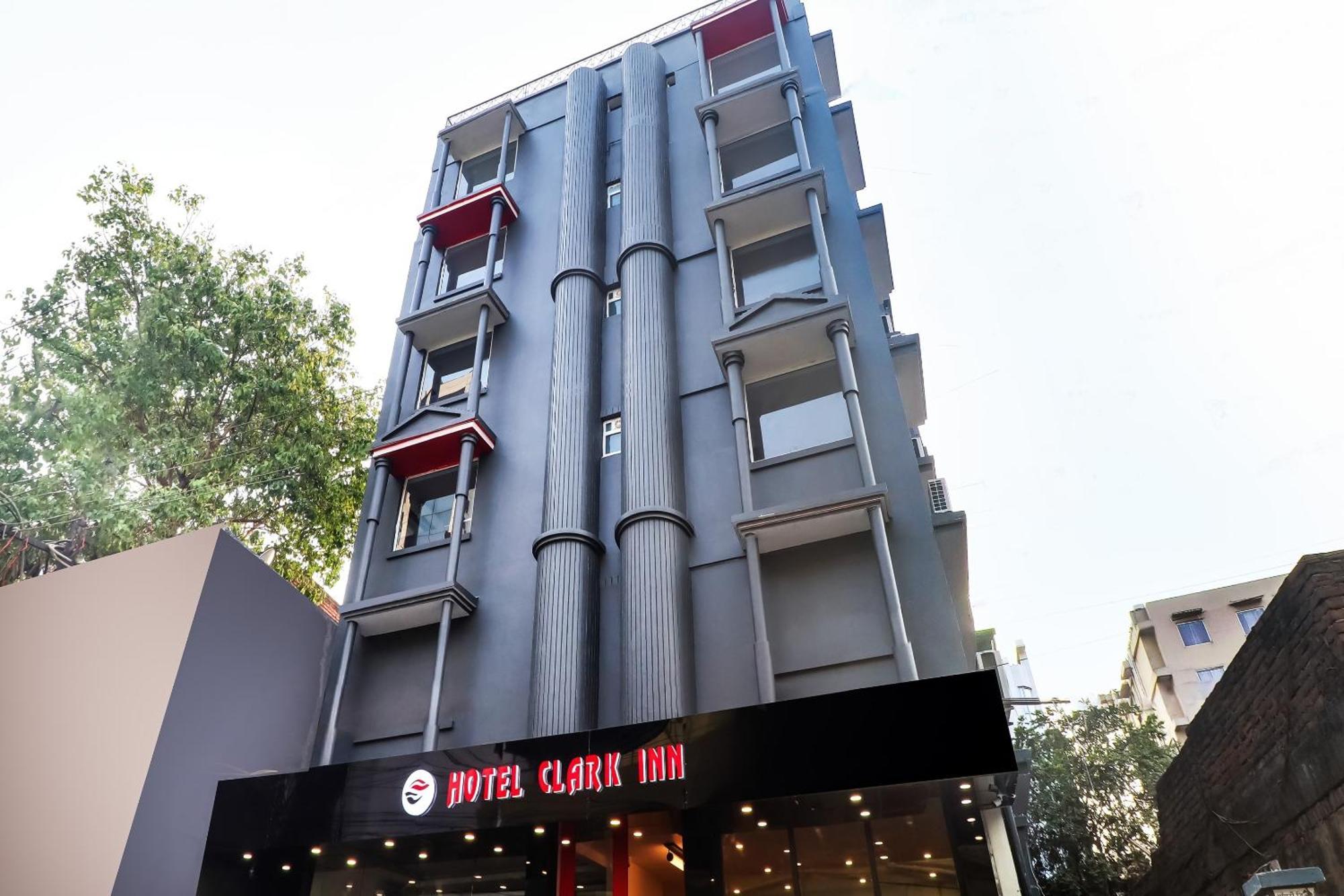 Townhouse Townhouse Clark Inn Patna  Exteriör bild