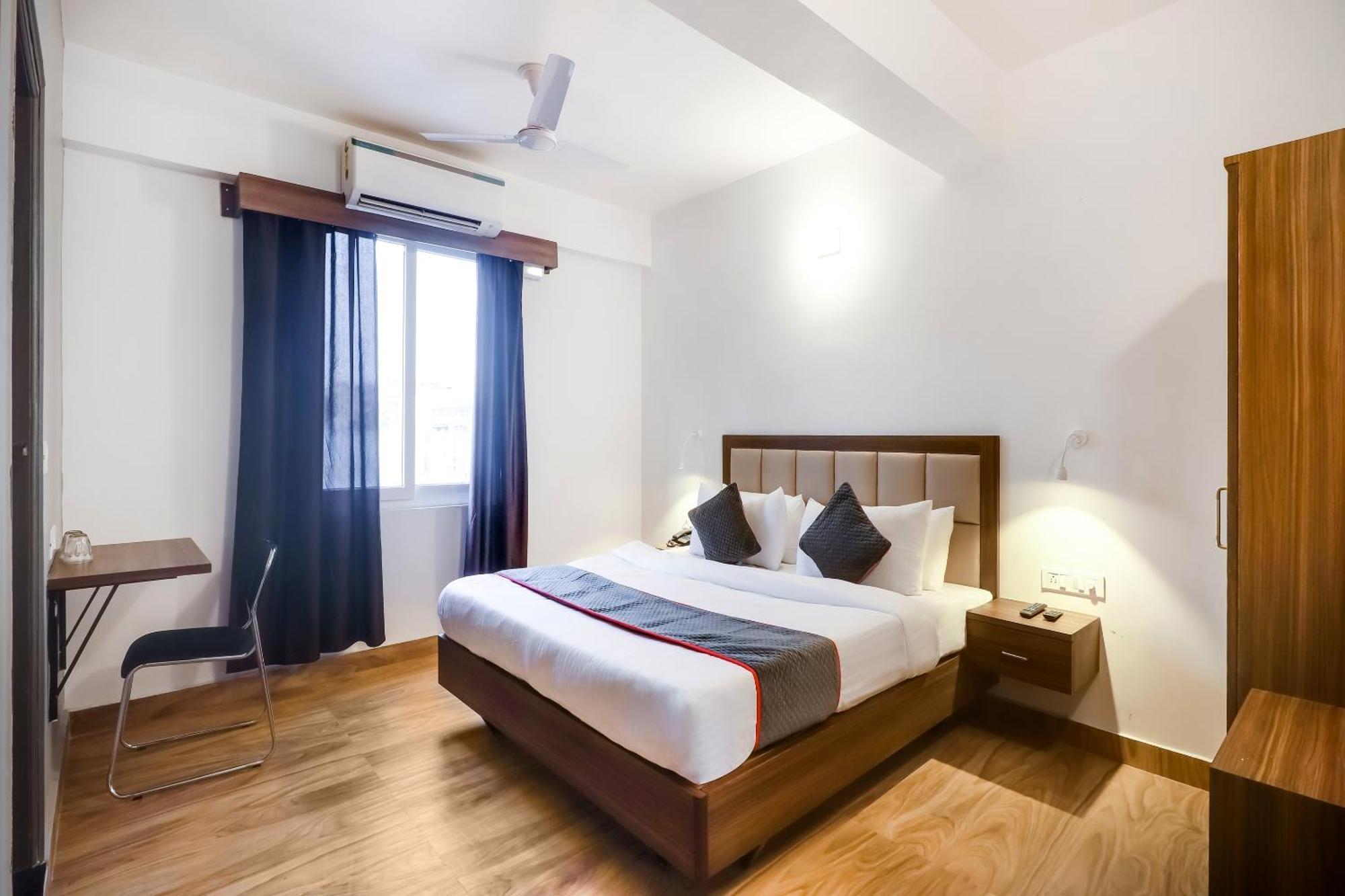 Townhouse Townhouse Clark Inn Patna  Exteriör bild