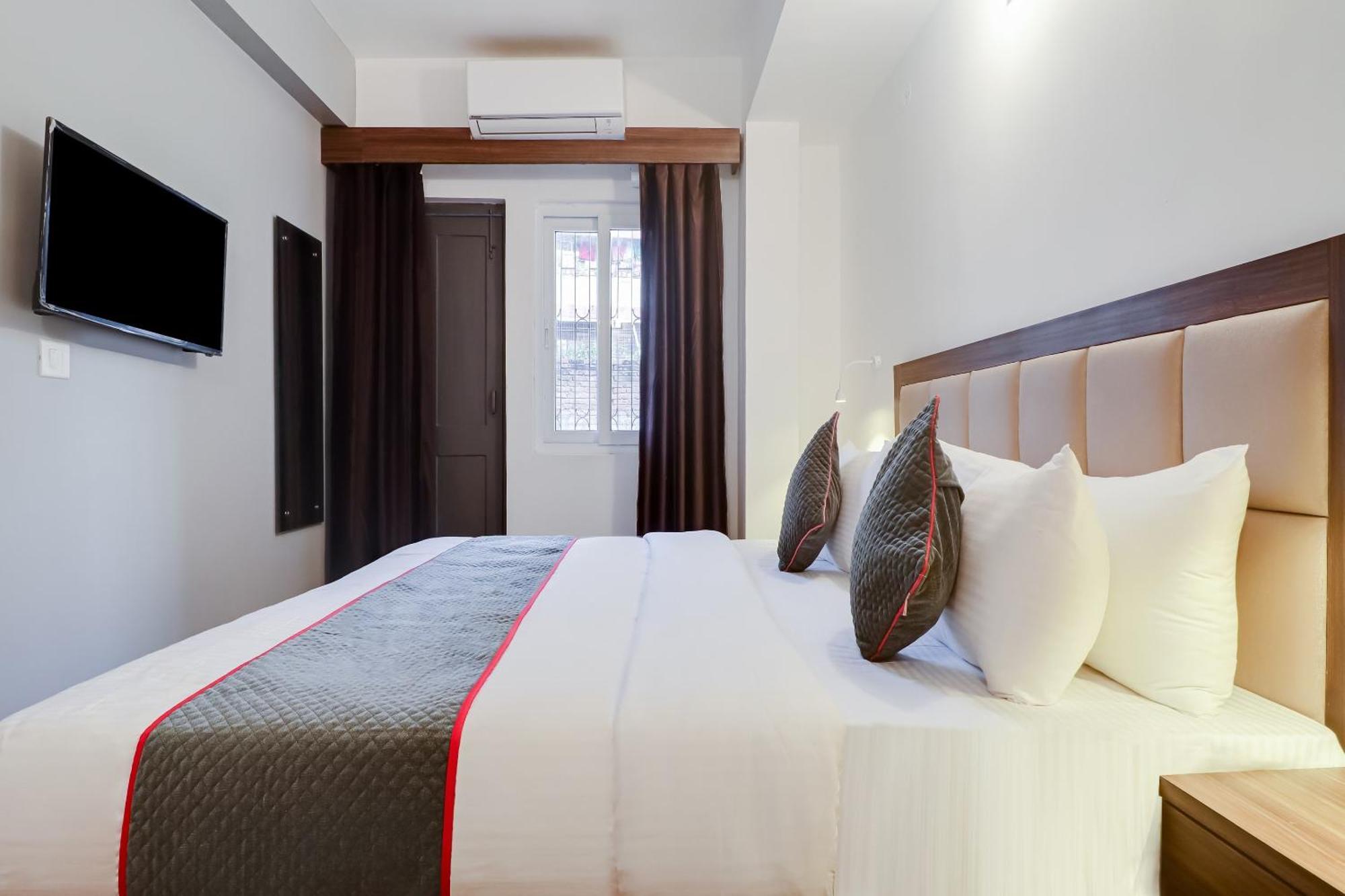 Townhouse Townhouse Clark Inn Patna  Exteriör bild