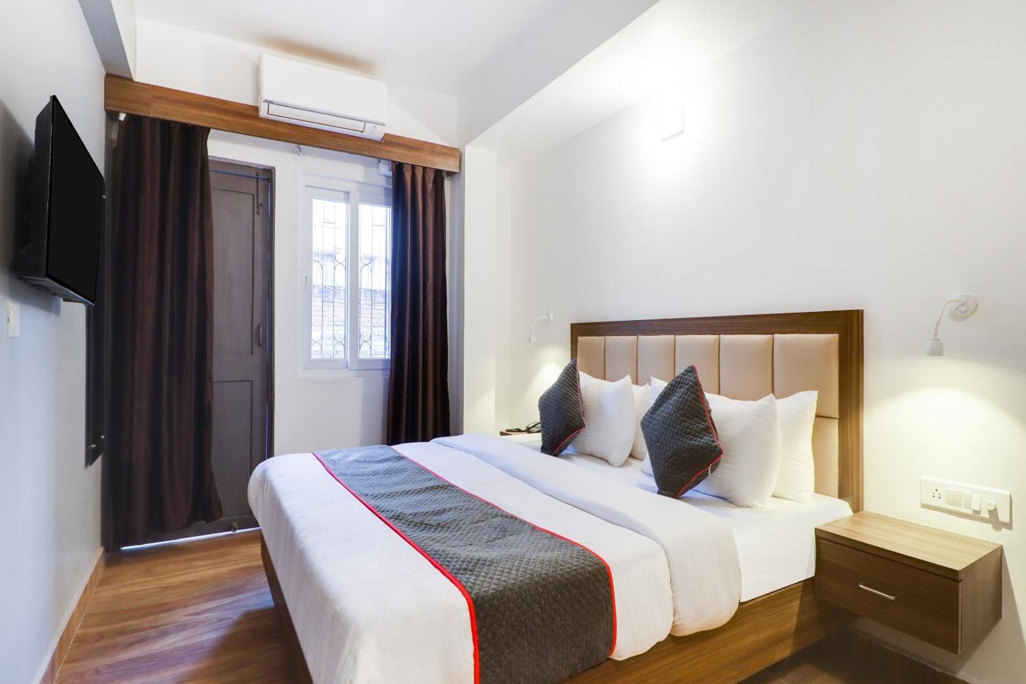 Townhouse Townhouse Clark Inn Patna  Exteriör bild